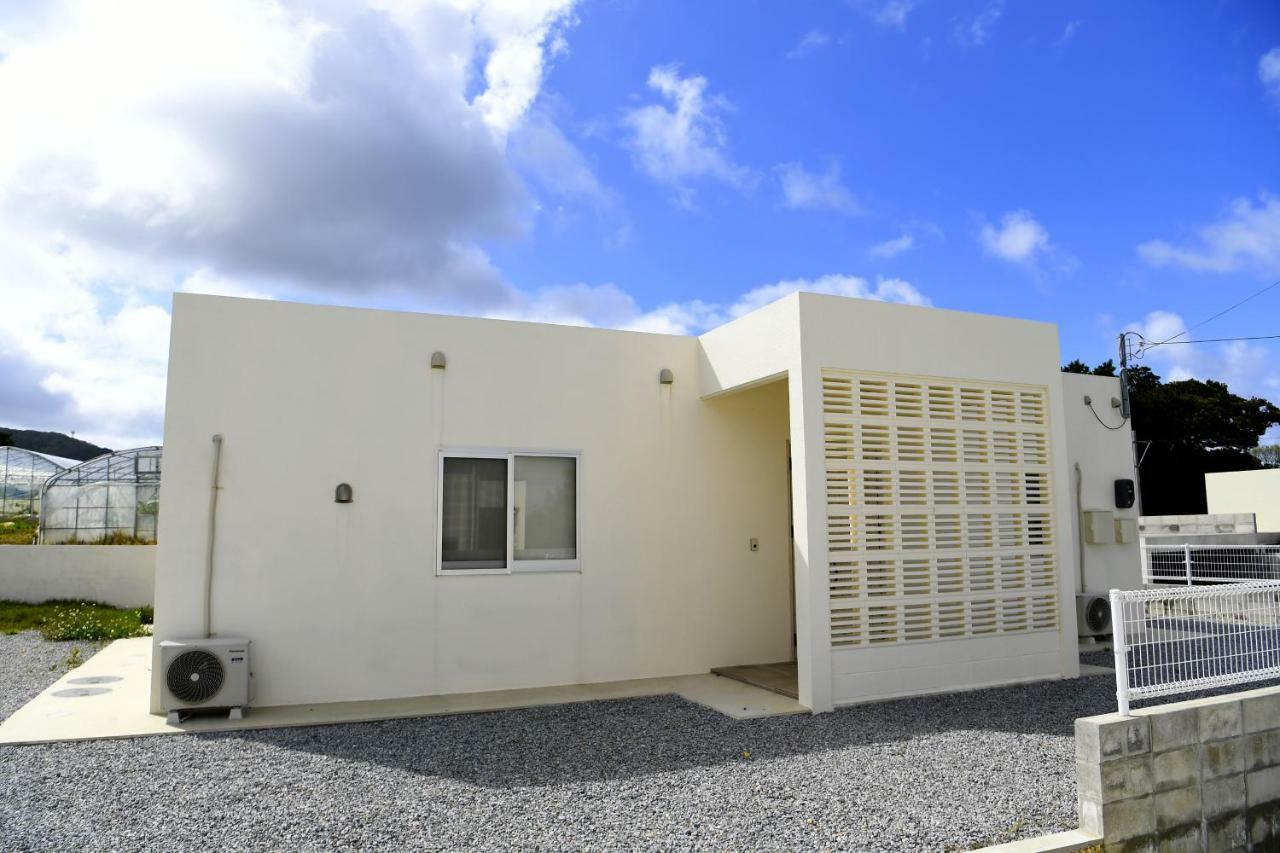 Bb Wakugawa Terrace Vila Nakijin Exterior foto